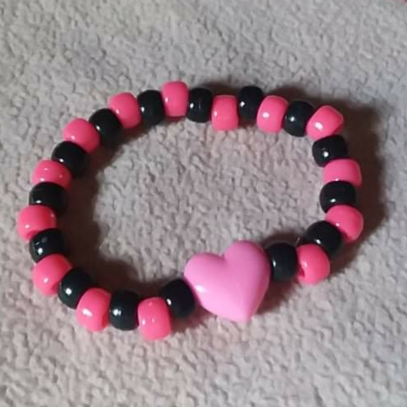 pink large heart pink black kandi bracelet - Picture 1 of 5